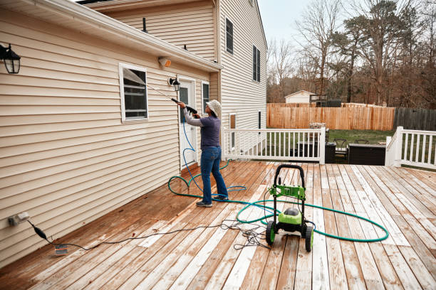 Best Garage Pressure Washing  in Parklawn, CA